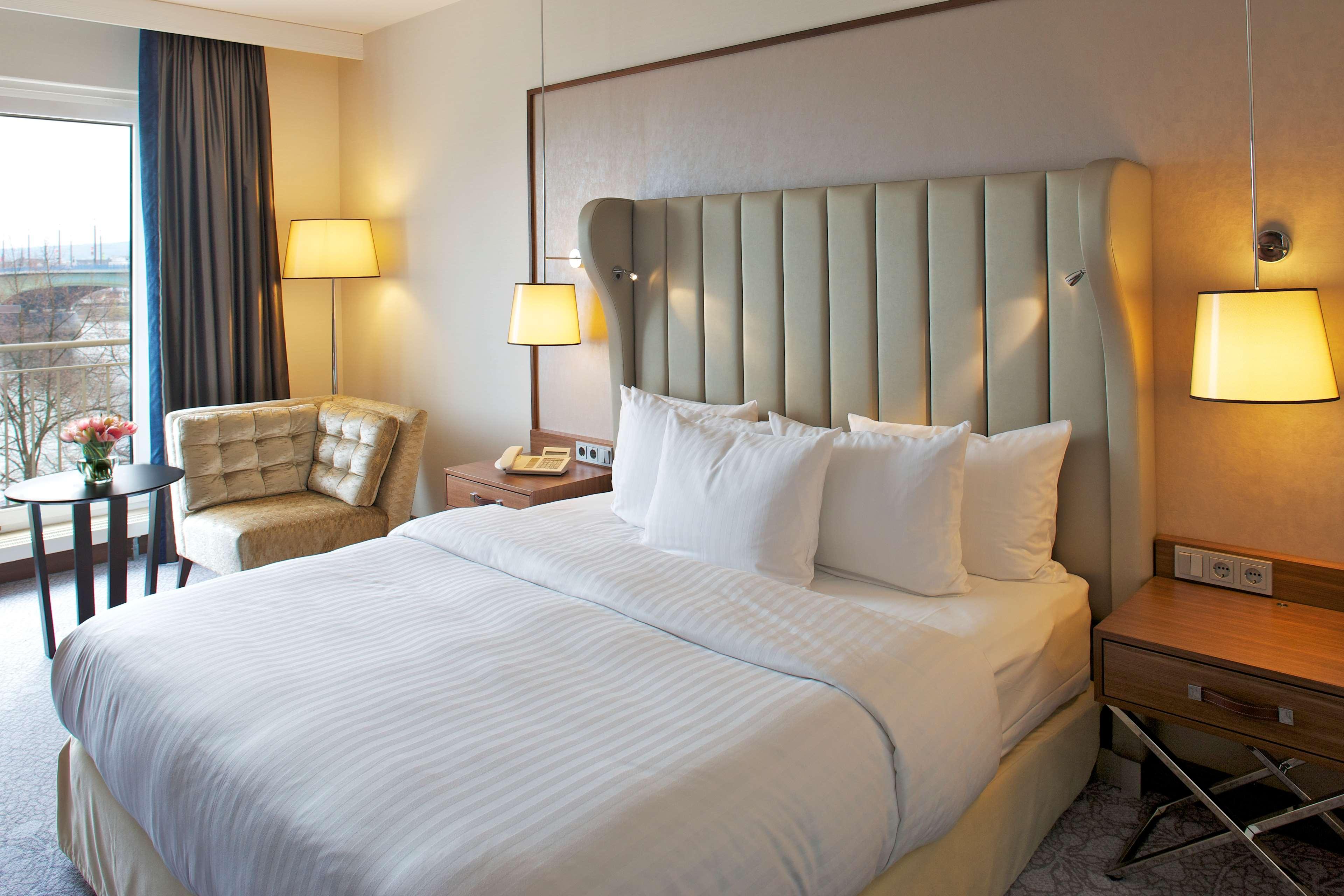 Dorint Hotel Bonn Rom bilde